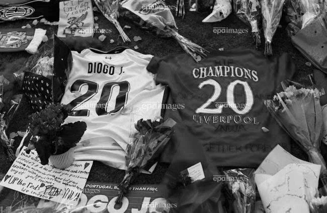 ronaldo-va-the-gioi-the-thao-nghen-ngao-tien-biet-ngoi-sao-diogo-jota (1).jpg