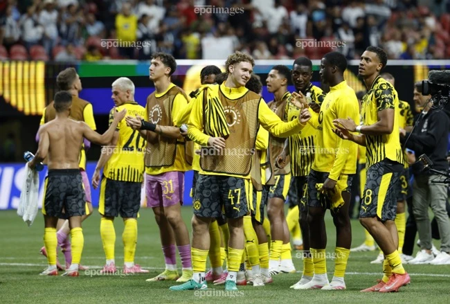 clb-real-madrid-hoi-hop-voi-mbappe-truoc-tran-quyet-dau-dortmund (5).jpg