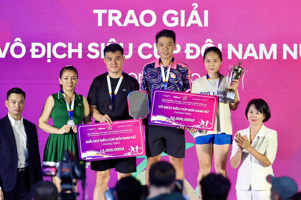 the-thao-cao-thuong-va-nhan-sac-len-ngoi-o-giai-pickleball-viet-nam (10).jpg