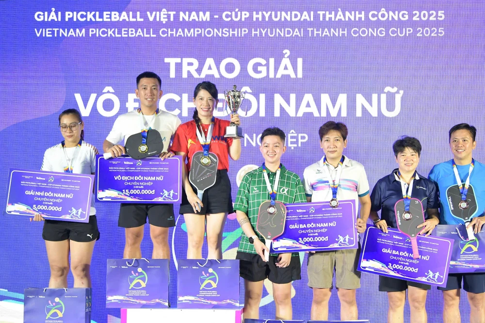 the-thao-cao-thuong-va-nhan-sac-len-ngoi-o-giai-pickleball-viet-nam (12).jpg