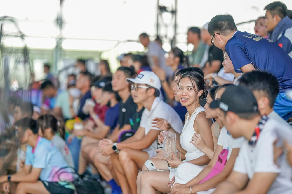 the-thao-cao-thuong-va-nhan-sac-len-ngoi-o-giai-pickleball-viet-nam (17).jpg