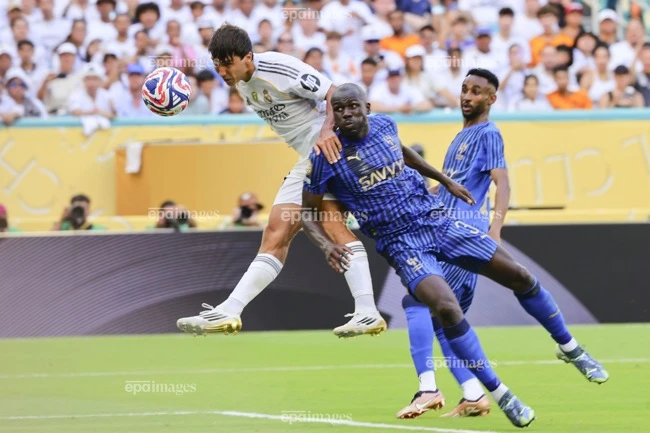 gonzalo-garcia-tu-vai-phu-cho-mbappe-den-ngoi-sao-sang-o-club-world-cup (4).jpg