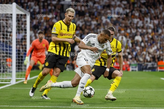 mbappe-doi-dau-voi-qua-khu-psg-o-ban-ket-club-world-cup (2).jpg