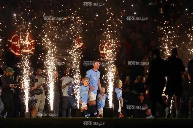 ngoi-sao-modric-va-ban-giao-huong-cua-nhung-nghe-si-bat-diet (5).jpg