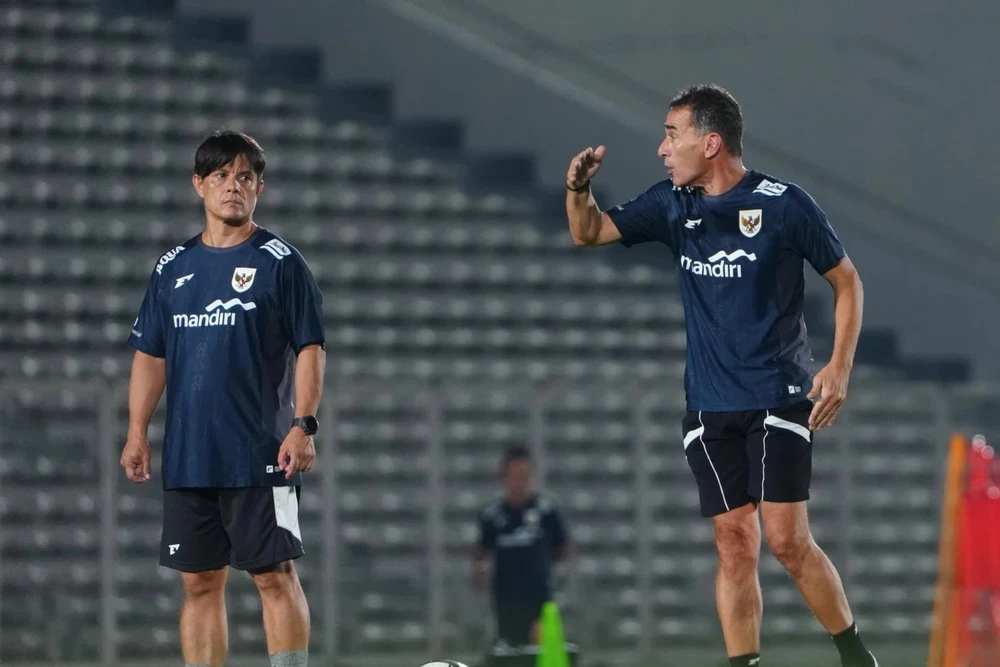 chủ nhà Indonesia