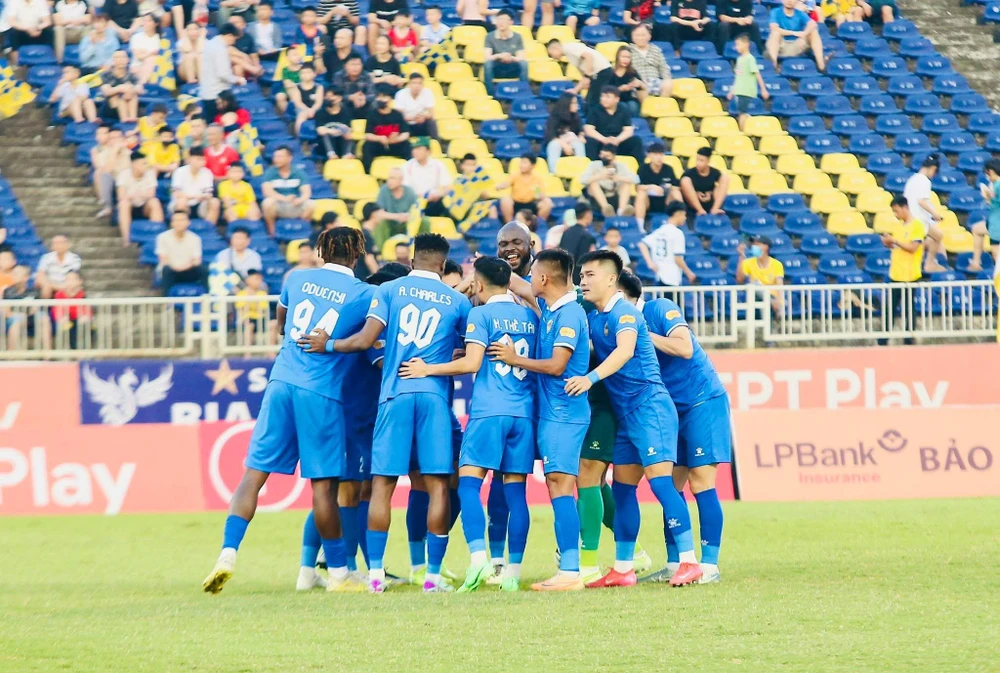 chinh-thuc-clb-quang-nam-len-tieng-ve-viec-giai-the (3).jpg