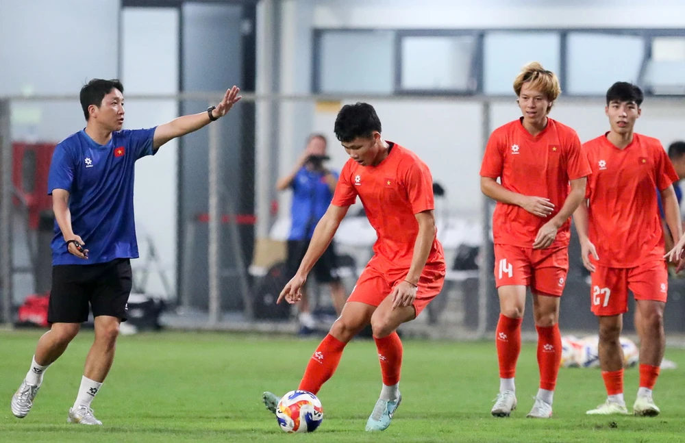 khi-tien-dao-u-23-viet-nam-khong-ghi-ban (2).jpg