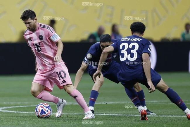 song-gio-bua-vay-messi-va-tran-mls-all-star (2).jpg