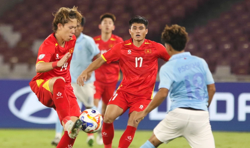 hlv-kim-sang-sik-u-23-viet-nam-se-thang-indonesia (1).jpg