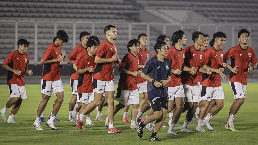 chủ nhà Indonesia