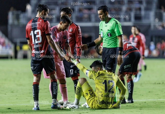 Messi trải lòng sau khi bị cấm thi đấu