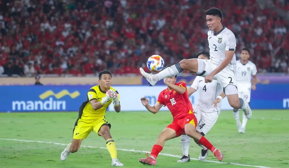 thua-viet-nam-o-giai-dong-nam-a-doi-tuyen-u-23-indonesia-doi-vo-dich-sea-games (1).jpg