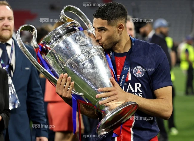 hau-ve-hakimi-co-the-ngoi-tu-15-nam-vi-tan-cong-tinh-duc (1).jpg