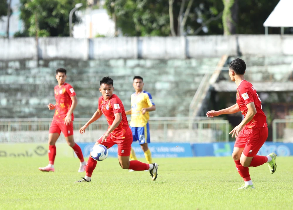 giải cứu V-League