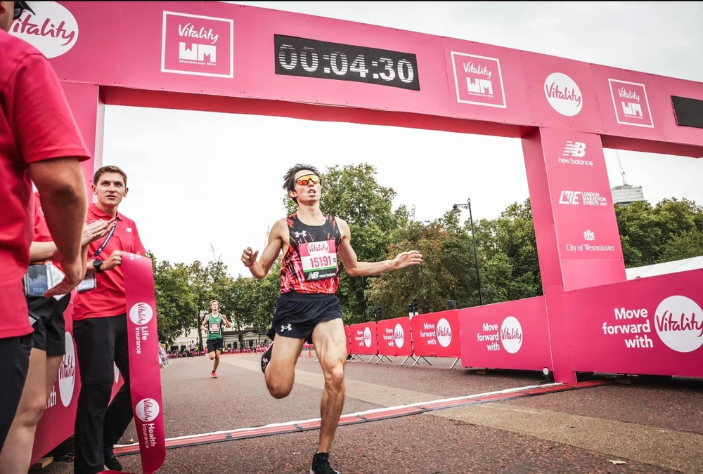 singapore-gay-soc-loai-soh-rui-yong-va-khong-cu-doi-u-22-du-sea-games-33 (3).jpg