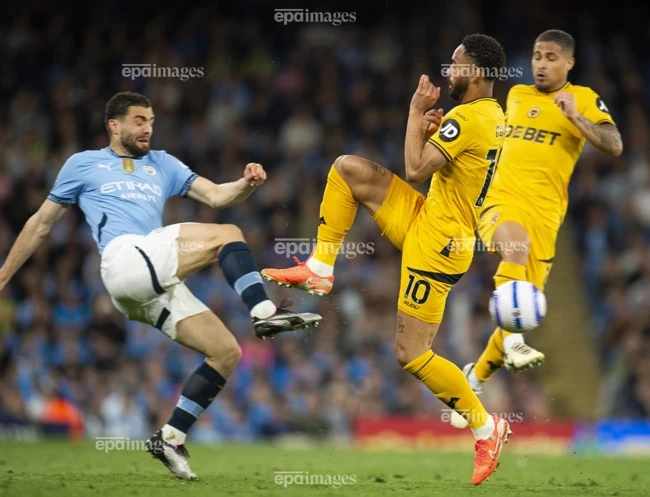 canh bạc mạo hiểm của MU