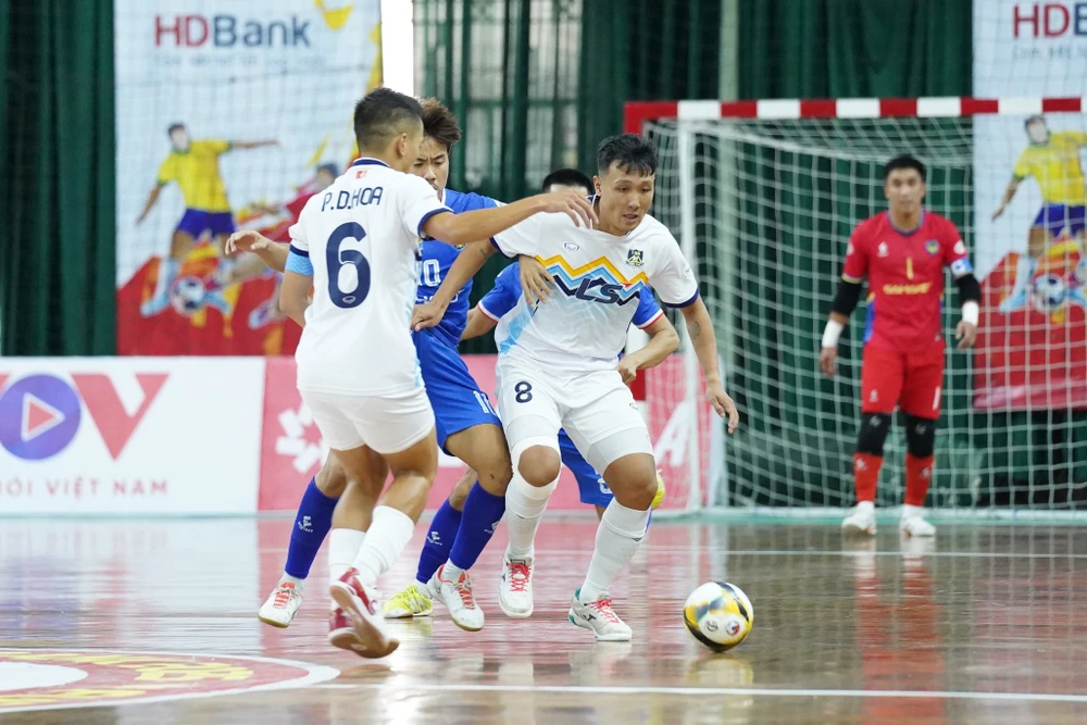 thai-son-nam-tai-ngo-thai-son-bac-o-chung-ket-nong-bong (1).jpg