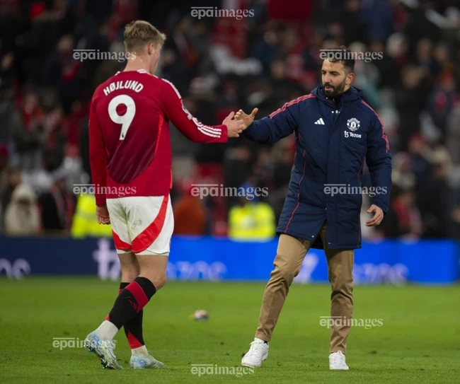 chia-tay-mu-tien-dao-rasmus-hojlund-ve-nuoc-y (4).jpg