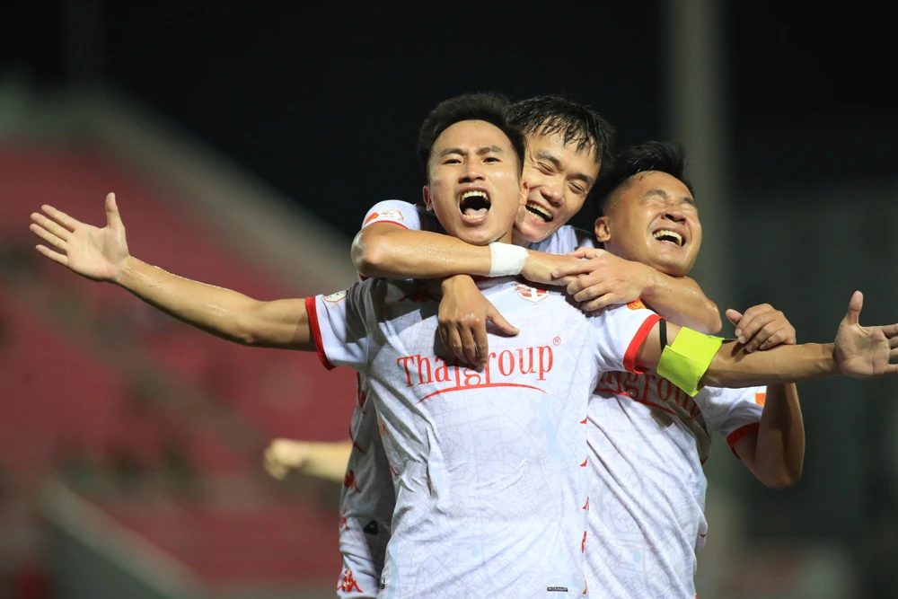 cong-an-ha-noi-gap-kho-va-nhung-con-dia-chan-o-vong-2 (1).jpg