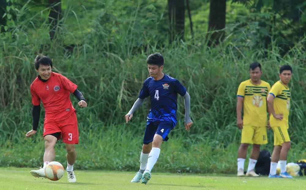 tran-cau-y-nghia-binh-tri-dong-huu-nghi-fc-bong-da-noi-dai-tinh-doan-ket (11).JPG