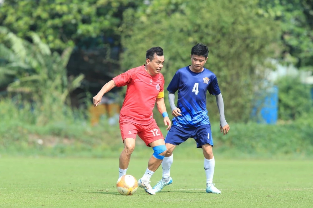 tran-cau-y-nghia-binh-tri-dong-huu-nghi-fc-bong-da-noi-dai-tinh-doan-ket (7).JPG