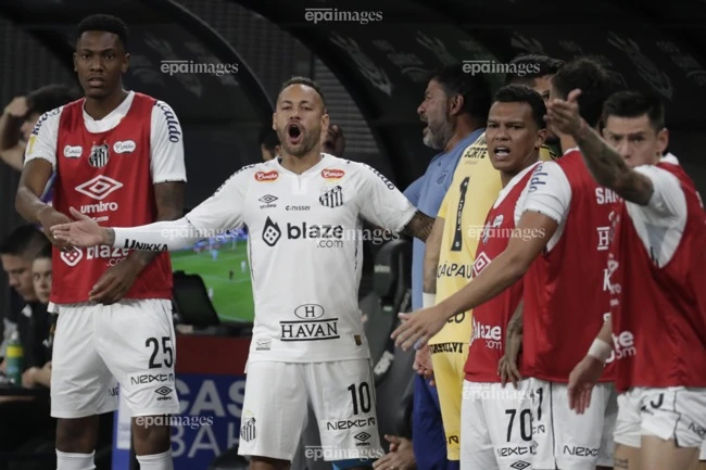 doi-tuyen-brazil-khong-trieu-tap-neymar-va-vinicius (1).jpg