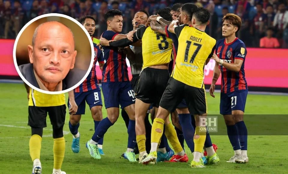 buc-tranh-am-dam-cua-bong-da-malaysia-sau-tran-thang-dam-tuyen-viet-nam (5).jpg