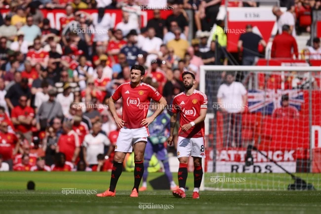 clb-manchester-united-sa-lay-hlv-amorim-doi-dien-nguy-co-bi-sa-thai (5).jpg