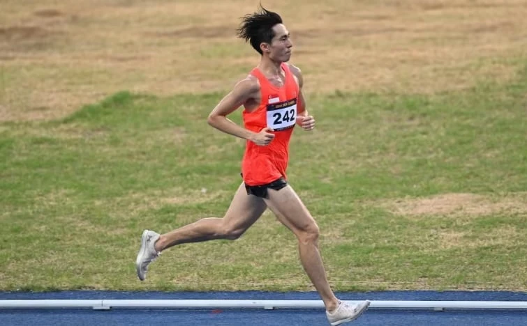 khang-cao-thanh-cong-u-22-singapore-va-soh-rui-yong-tham-du-sea-games-33 (2).jpg