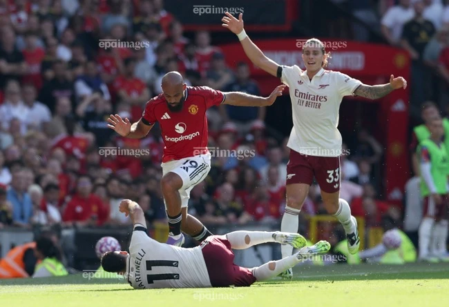 bat-ngo-hlv-ruben-amorim-muon-bo-ghe-nong-mu (5).jpg