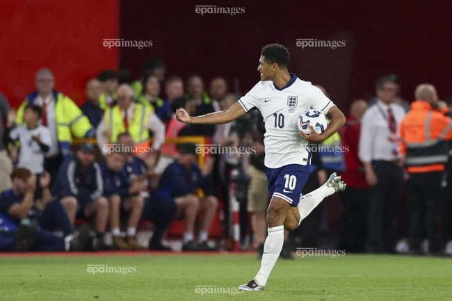 hlv-tuchel-xin-loi-bellinngham-loai-arnold-khoi-doi-tuyen-anh (3).jpg