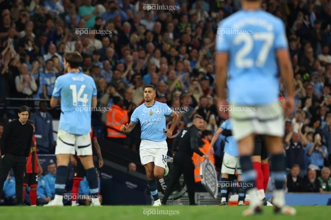 Tôi không phải Messi