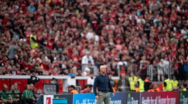 hlv-erik-ten-hag-soc-nang-khi-bi-sa-thai-chi-sau-3-tran (1).jpg