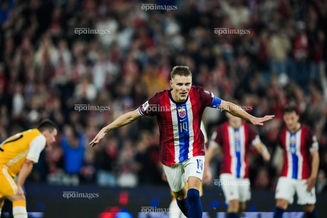 soc-tien-dao-haaland-ghi-5-ban-giup-na-uy-nghien-nat-moldova-11-1 (5).jpg