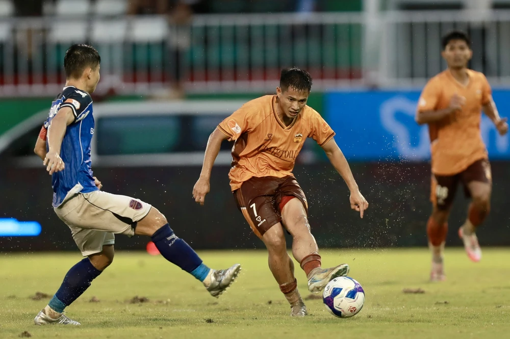 bat-ngo-v-league-va-giai-hang-nhat-thay-doi-luat-choi (3).jpg