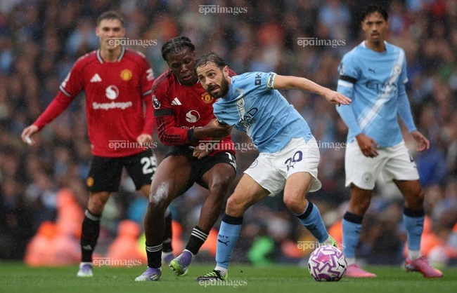 ben-do-moi-cua-hlv-ruben-amorim-khi-bi-mu-sa-thai (4).jpg