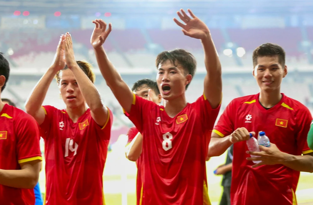 u-23-viet-nam-bat-dac-di-thay-the-cau-thu-len-duong-sang-uae (2).jpg