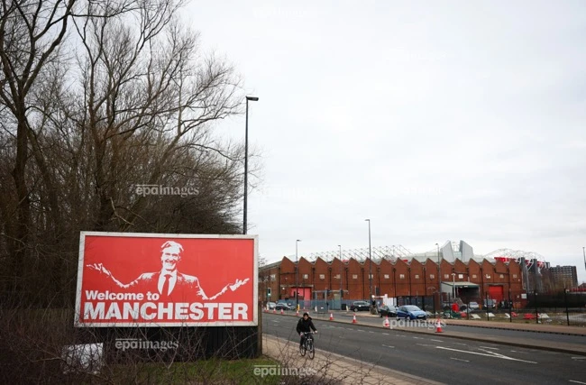 clb-manchester-united-lai-doi-dien-nguy-co-bi-ban (2).jpg