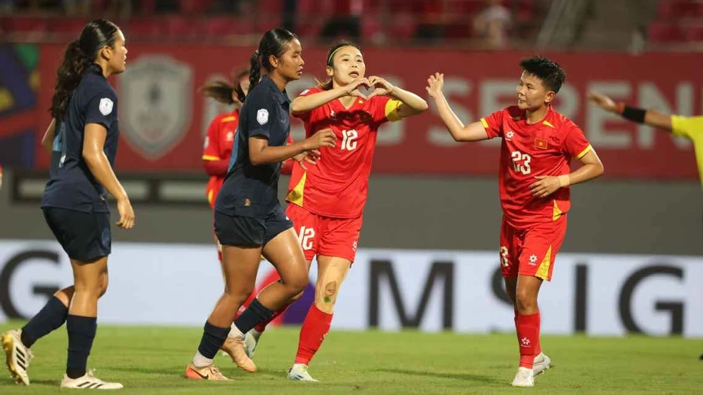 thai-lan-va-muc-tieu-an-4-bong-da-sea-games-33 (1).jpg