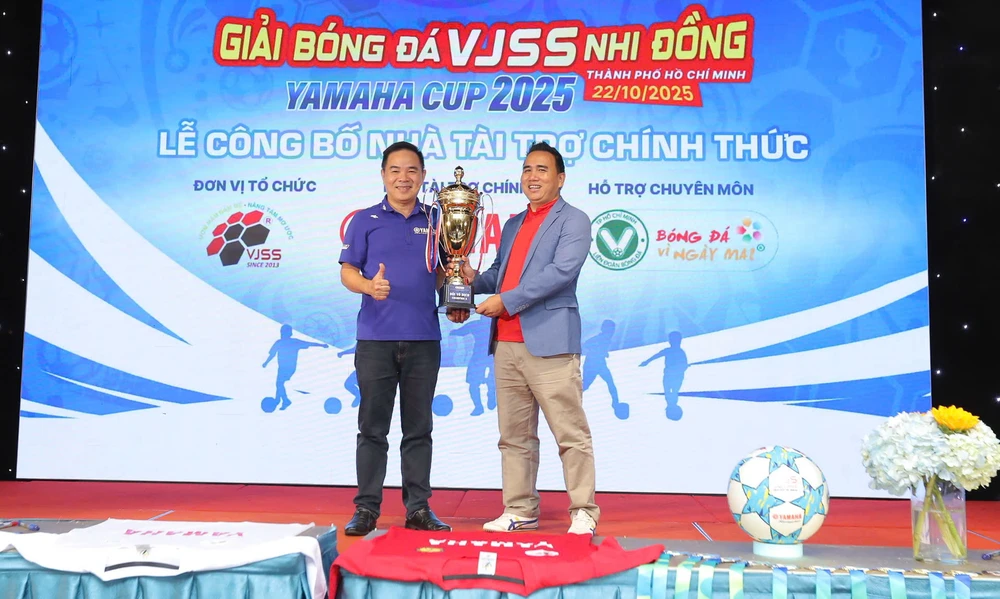 32-doi-bong-480-cau-thu-nhi-tranh-yamaha-cup-2025 (7).jpg