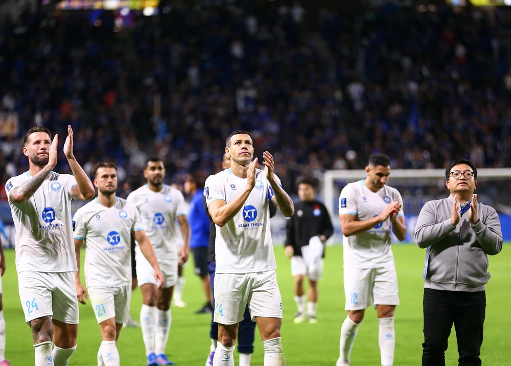 clb-nam-dinh-bat-ngo-chon-ong-nguyen-trung-kien-thay-the-hlv-vu-hong-viet (2).jpg