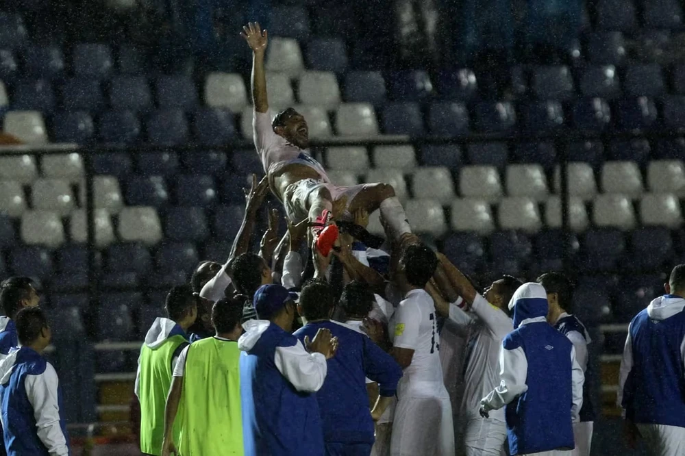 bi-an-cau-thu-guatemala-giu-ky-luc-ma-ronaldo-va-messi-phai-chay-theo (2).jpg