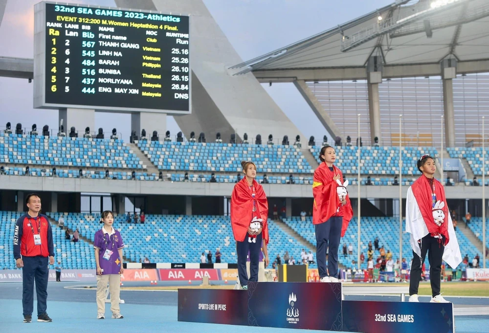 dien-kinh-viet-nam-dot-pha-mo-vang-sea-games-33 (4).jpg