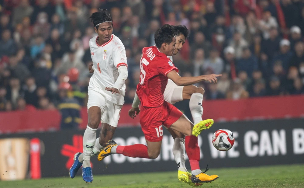 buoi-tap-dau-tien-va-duy-nhat-cua-u-22-viet-nam-tren-dat-trung-quoc (3).jpg