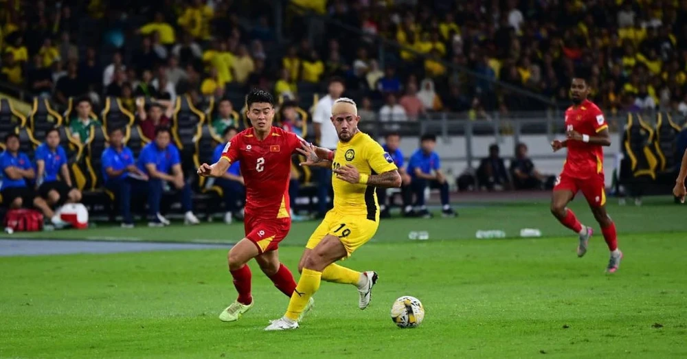 them-mot-cau-thu-malaysia-nhan-cu-soc-lon-sau-lenh-trung-phat-cua-fifa (3).jpg