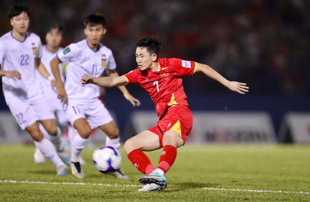 tran-dau-cuoi-cung-va-loi-hua-cua-hlv-kim-sang-sik (2).jpg