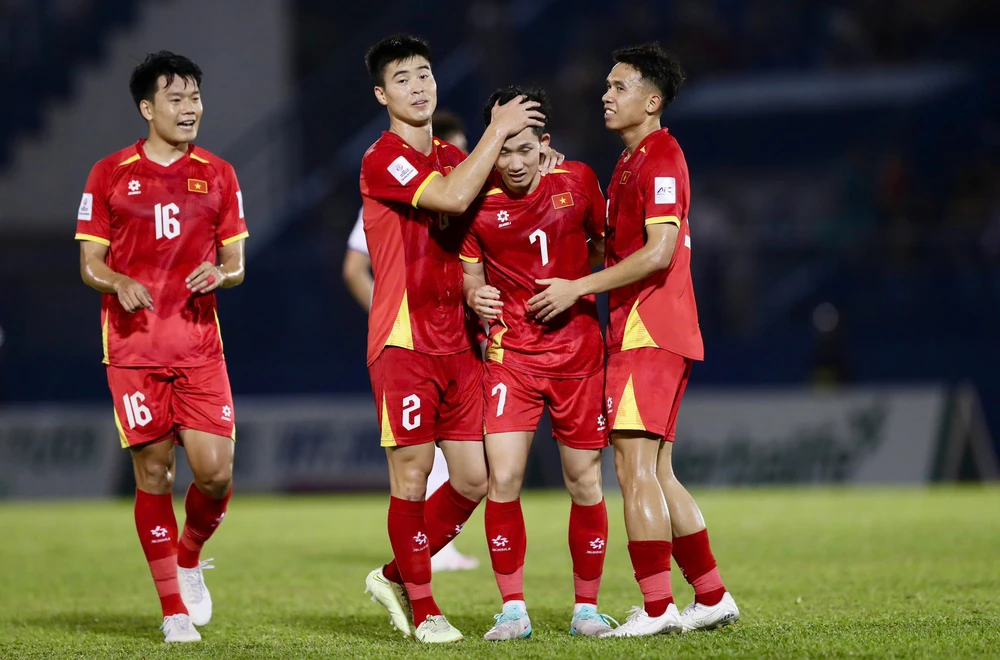 tran-dau-cuoi-cung-va-loi-hua-cua-hlv-kim-sang-sik (3).jpg