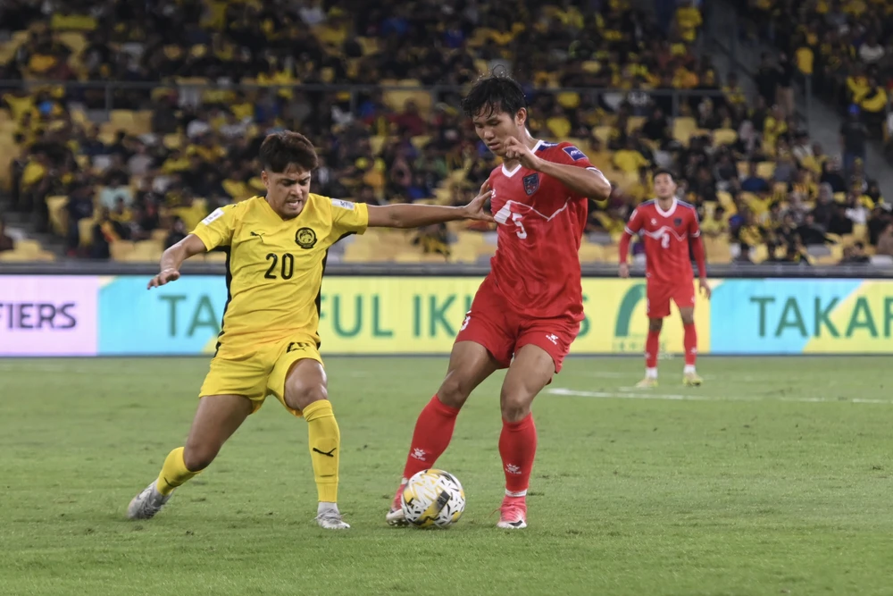 afc-chinh-thuc-len-tieng-ve-rac-roi-cua-bong-da-malaysia (2).jpg