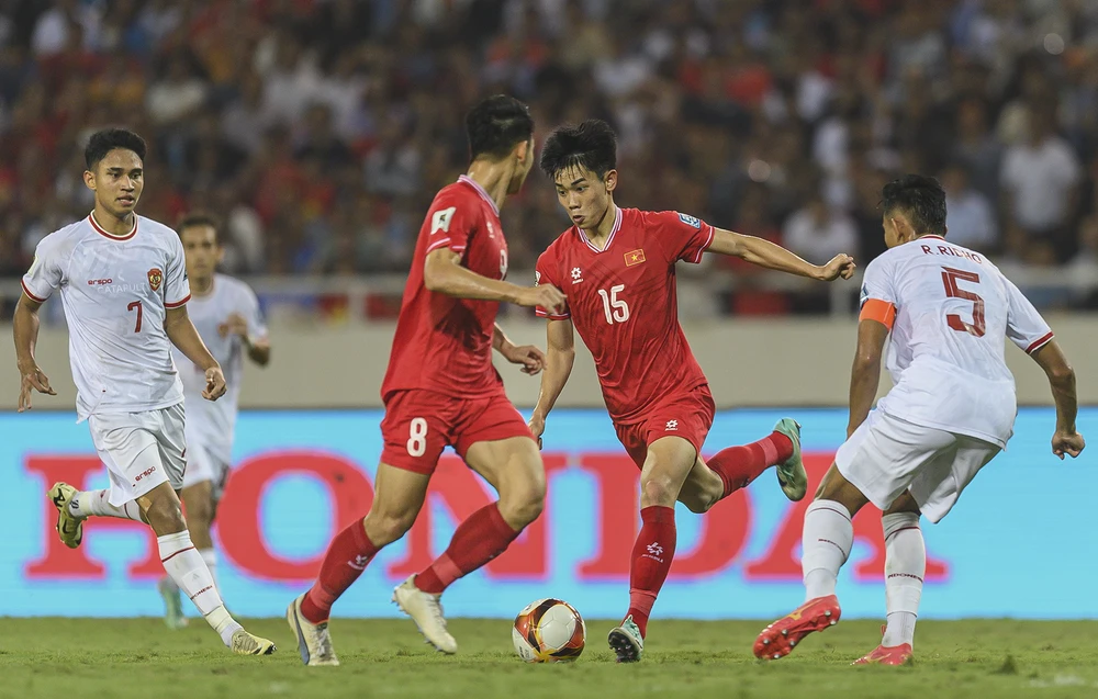 bat-ngo-duong-kim-vo-dich-u-22-indonesia-chi-can-ve-nhi-sea-games-33 (2).jpg