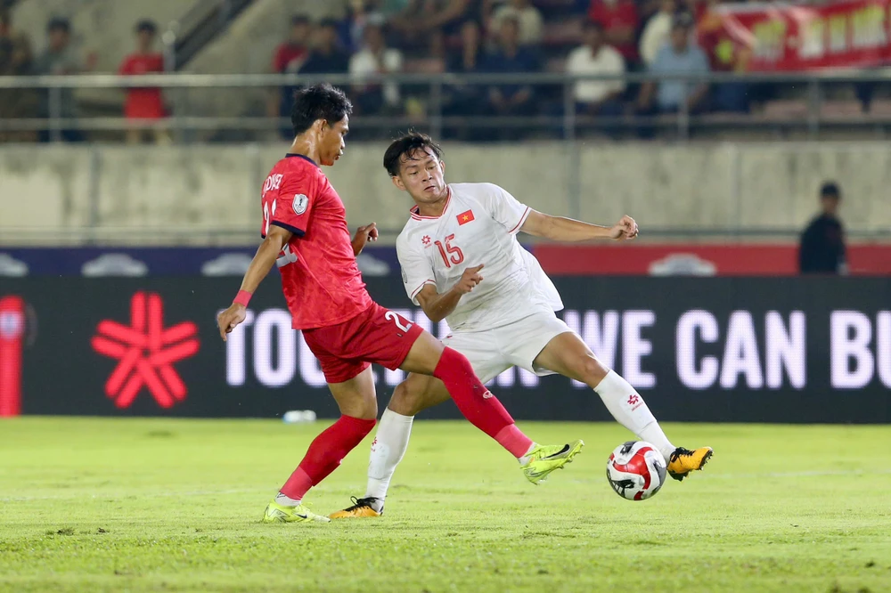 hlv-kim-sang-sik-va-tham-vong-keo-dai-ky-luc-o-sea-games-33 (1).jpg